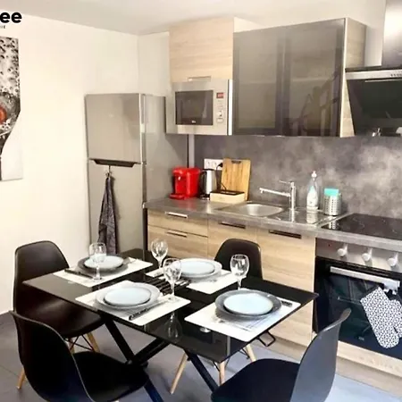 Un Bouchon Pour 4 Proche Gare Centre Appartement