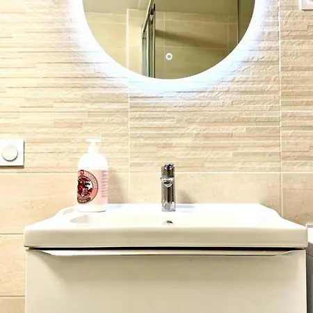 Appartement Un Bouchon Pour 4 Proche Gare Centre Épernay