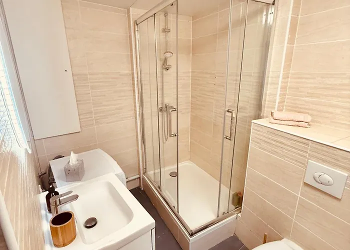 1 Bouchon Pour 4 Appartement *